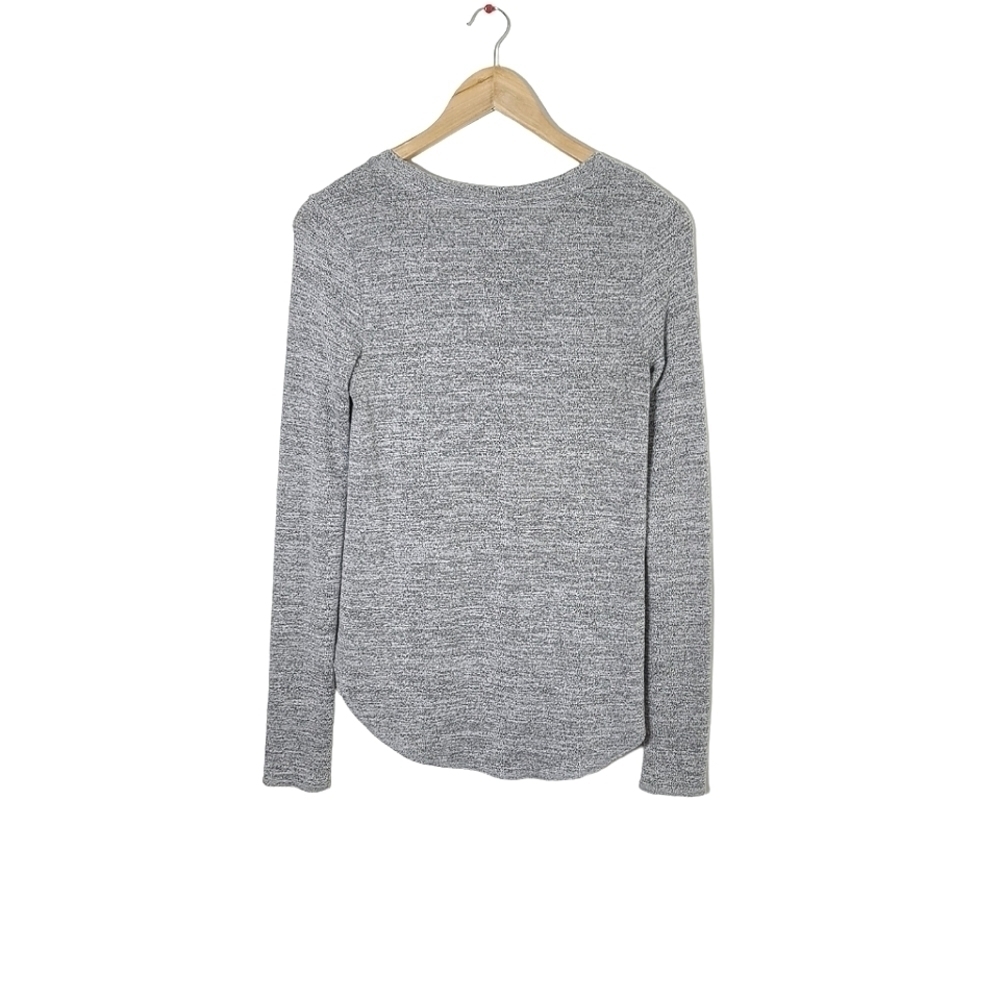 Aritzia Wilfred Free Diapason Gray Long Sleeve Tee Women's Size M - Picture 8 of 14